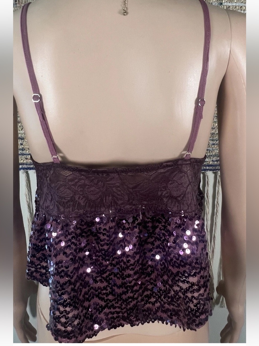 🆕 Free People Right Rhythm Sequin Cami Top Small Wine Combo - Picture 7 of 15
